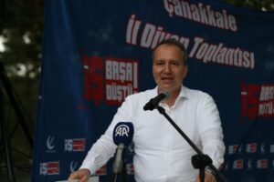 yeniden-refah-partisi-genel-baskani-erbakan-3-20087826_amp